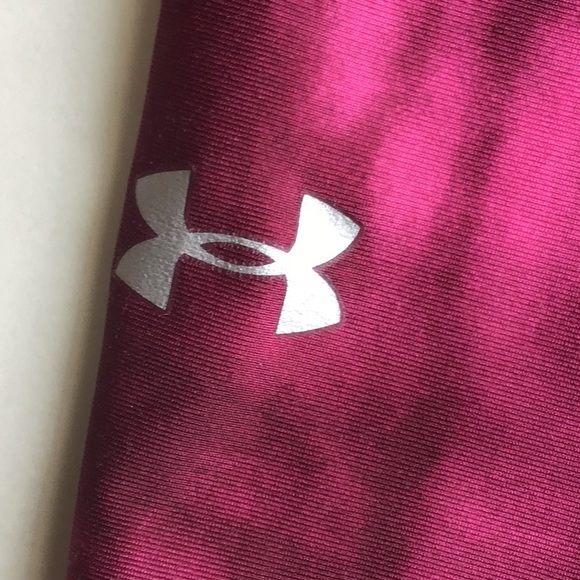 Under Armour Compression Crops - Picture 8 of 12